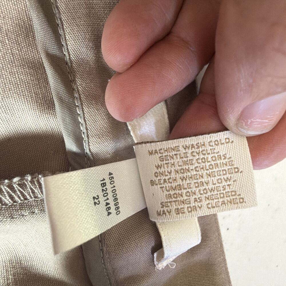 Chico's 2.5 Chino khaki Cropped Pants large 14 capri vacation resort cotton - Picture 7 of 11